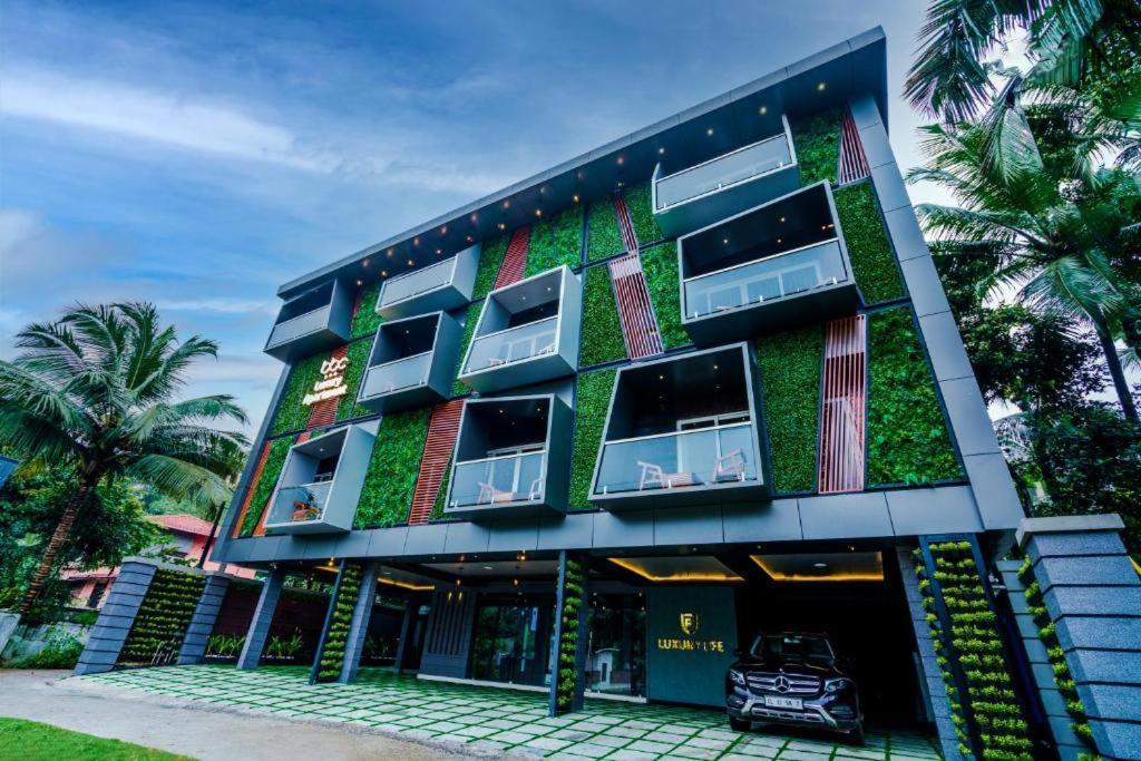 Bbc Luxury Apartments Perintalmanna Exteriér fotografie